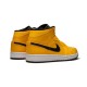 Jordan Skor Jordans 1 Mid Taxi Yel UNIVERSITY GOLD guld 554724 700