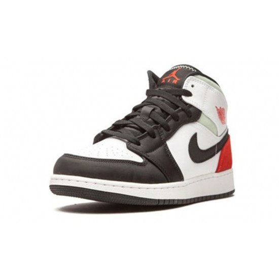 Jordan Skor Jordans 1 Mid White Red Black vit BQ6931 100